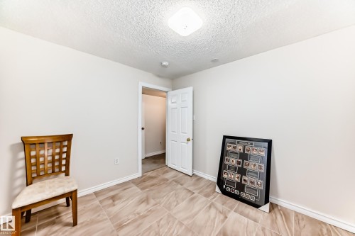 13911 23 Street, Edmonton, AB - Indoor Photo Showing Other Room