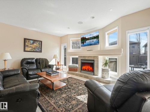 20759 58 Avenue, Edmonton, AB - Indoor Photo Showing Living Room With Fireplace
