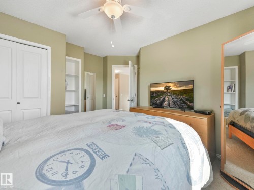 20759 58 Avenue, Edmonton, AB - Indoor Photo Showing Bedroom