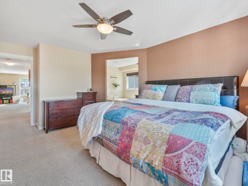 20759 58 Avenue, Edmonton, AB - Indoor Photo Showing Bedroom