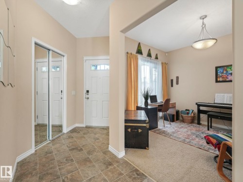 20759 58 Avenue, Edmonton, AB - Indoor Photo Showing Other Room