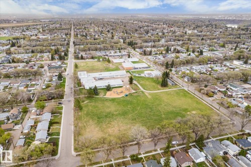 12215 59 Street, Edmonton, AB - Outdoor With View