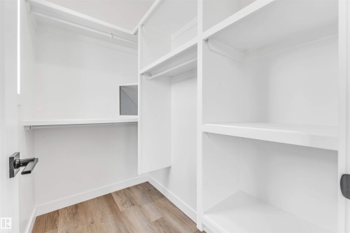 228 24 Street, Edmonton, AB - Indoor With Storage