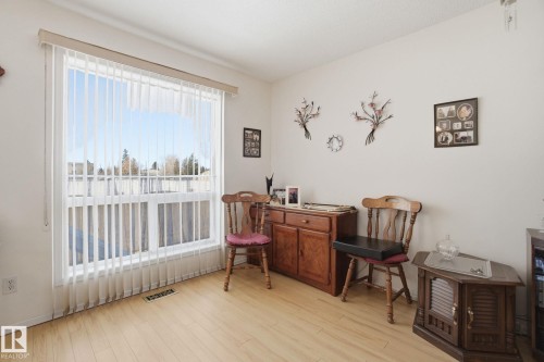56 13320 124 St, Edmonton, AB - Indoor