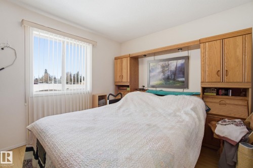 56 13320 124 St, Edmonton, AB - Indoor Photo Showing Bedroom