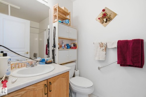56 13320 124 St, Edmonton, AB - Indoor Photo Showing Bathroom