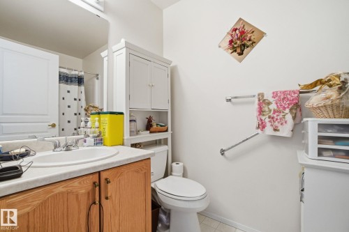 56 13320 124 St, Edmonton, AB - Indoor Photo Showing Bathroom