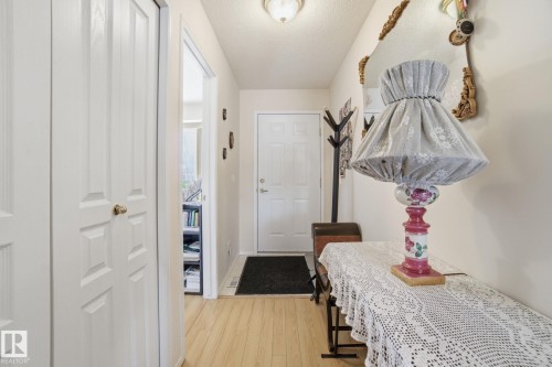 56 13320 124 St, Edmonton, AB - Indoor
