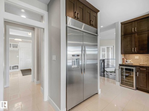 2415 Cameron Ravine Drive, Edmonton, AB - Indoor Photo Showing Kitchen