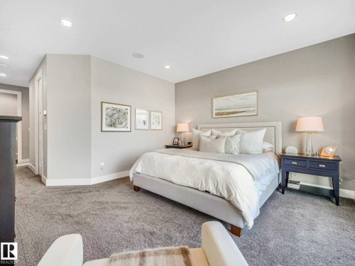 2415 Cameron Ravine Drive, Edmonton, AB - Indoor Photo Showing Bedroom