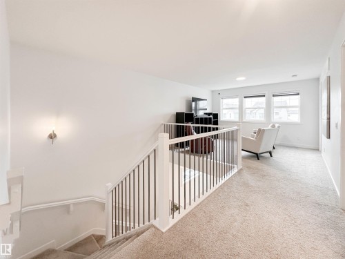 16 Jennifer Crescent, St. Albert, AB - Indoor Photo Showing Other Room