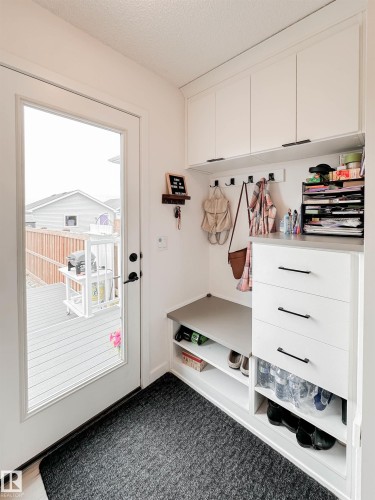 21019 130 Avenue, Edmonton, AB - Indoor Photo Showing Other Room