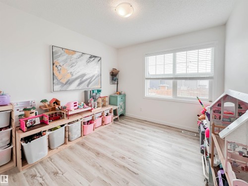 21019 130 Avenue, Edmonton, AB - Indoor