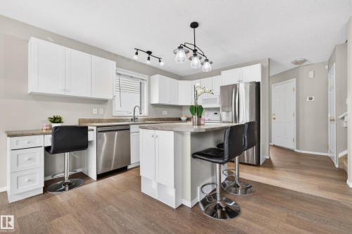 46 4020 21 Street, Edmonton, AB - Indoor Photo Showing Kitchen With Upgraded Kitchen