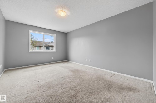 46 4020 21 Street, Edmonton, AB - Indoor Photo Showing Other Room