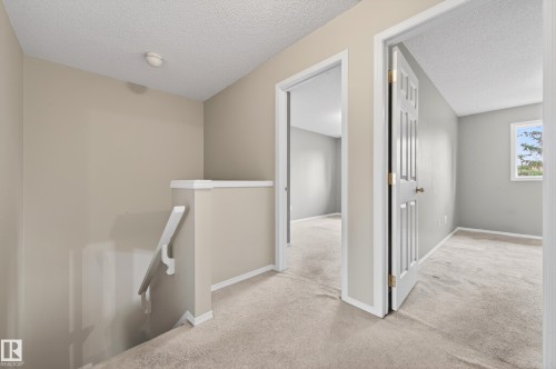46 4020 21 Street, Edmonton, AB - Indoor Photo Showing Other Room