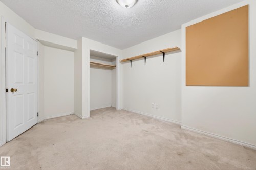 46 4020 21 Street, Edmonton, AB - Indoor Photo Showing Other Room