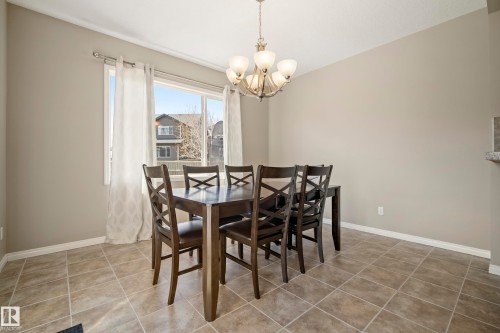 3510 Abbott Close, Edmonton, AB - Indoor Photo Showing Dining Room