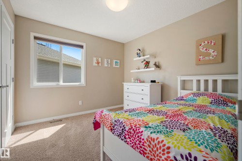 3510 Abbott Close, Edmonton, AB - Indoor Photo Showing Bedroom