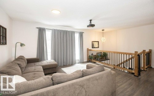 9624 99 Street, Westlock, AB - Indoor Photo Showing Living Room