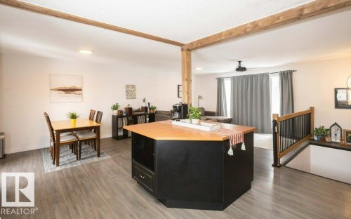 9624 99 Street, Westlock, AB - Indoor Photo Showing Other Room