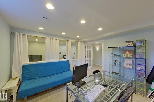 3540 Mclean Crescent, Edmonton, AB - Indoor
