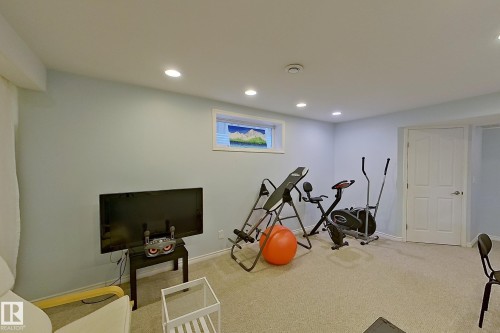 3540 Mclean Crescent, Edmonton, AB - Indoor Photo Showing Basement