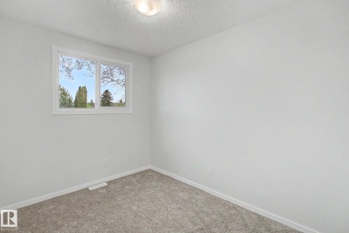 9B Clareview Village, Edmonton, AB - Indoor Photo Showing Other Room