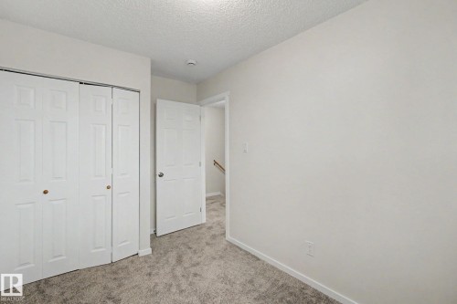 9B Clareview Village, Edmonton, AB - Indoor
