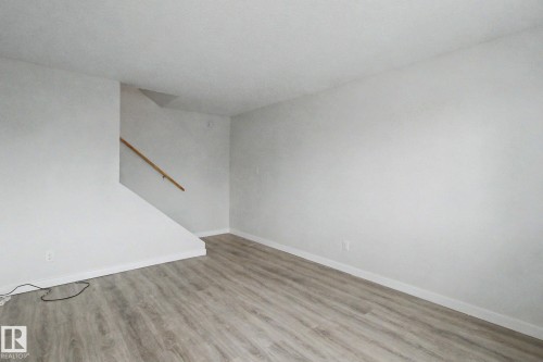 9B Clareview Village, Edmonton, AB - Indoor Photo Showing Other Room