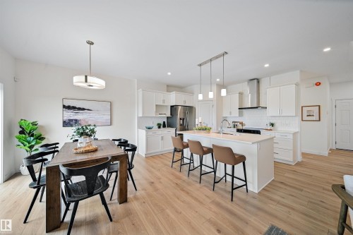 5075 Cawsey Link Sw, Edmonton, AB - Indoor