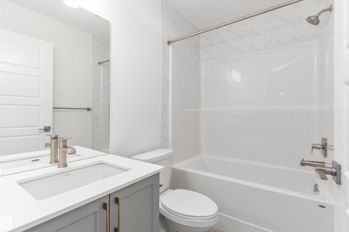 20623 43 Avenue, Edmonton, AB - Indoor Photo Showing Bathroom