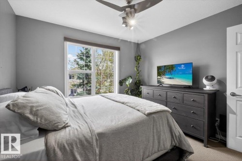 50 150 Edwards Drive, Edmonton, AB - Indoor Photo Showing Bedroom