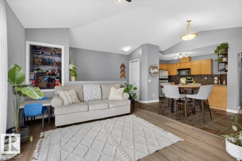 50 150 Edwards Drive, Edmonton, AB - Indoor Photo Showing Living Room