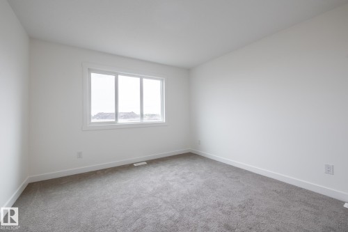319 157 Avenue, Edmonton, AB - Indoor Photo Showing Other Room
