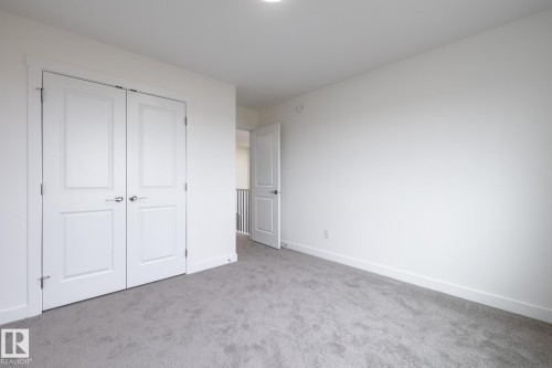 319 157 Avenue, Edmonton, AB - Indoor Photo Showing Other Room