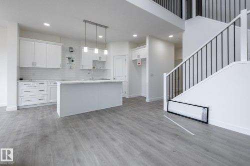 319 157 Avenue, Edmonton, AB - Indoor Photo Showing Kitchen With Double Sink
