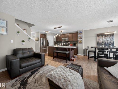 4465 5A Street, Edmonton, AB - Indoor Photo Showing Living Room
