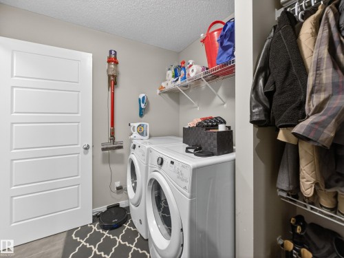 4465 5A Street, Edmonton, AB - Indoor Photo Showing Laundry Room