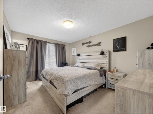 4465 5A Street, Edmonton, AB - Indoor Photo Showing Bedroom