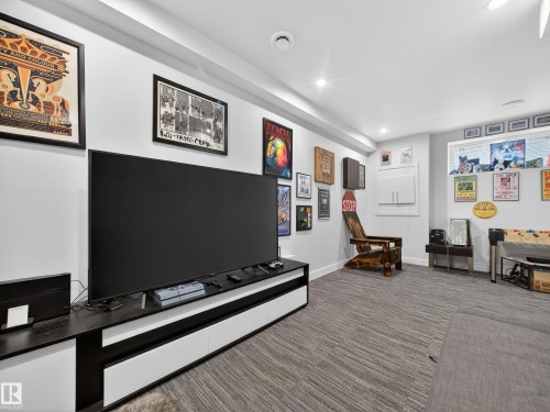 4465 5A Street, Edmonton, AB - Indoor Photo Showing Other Room