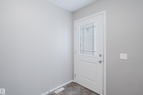 14007 164 Avenue, Edmonton, AB - Indoor Photo Showing Other Room