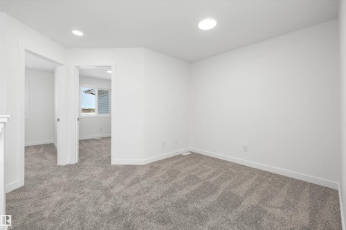 516 176 Avenue, Edmonton, AB - Indoor Photo Showing Other Room