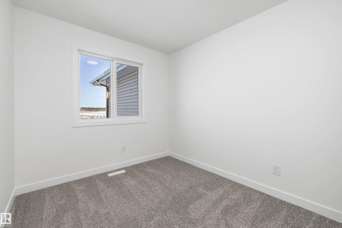 516 176 Avenue, Edmonton, AB - Indoor Photo Showing Other Room