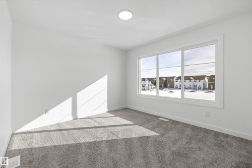 516 176 Avenue, Edmonton, AB - Indoor Photo Showing Other Room