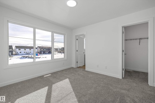 516 176 Avenue, Edmonton, AB - Indoor Photo Showing Other Room