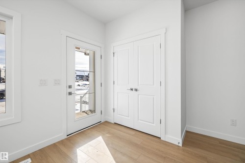516 176 Avenue, Edmonton, AB - Indoor Photo Showing Other Room