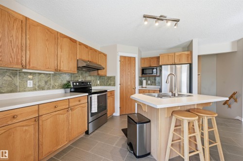 4831 147 Avenue, Edmonton, AB - Indoor Photo Showing Kitchen With Double Sink