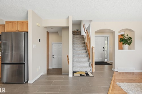 4831 147 Avenue, Edmonton, AB - Indoor