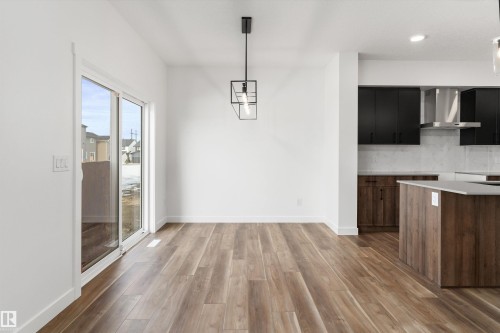 8608 183 Avenue, Edmonton, AB - Indoor Photo Showing Kitchen